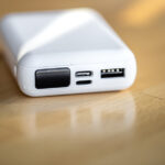 USB‑C docking station powering triple displays with charging