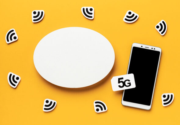Mesh Wi-Fi router with smartphone and wireless signal icons representing fast 5G and home network connectivity